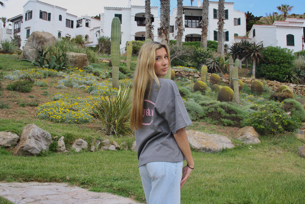 LIA "SS26" T-SHIRT