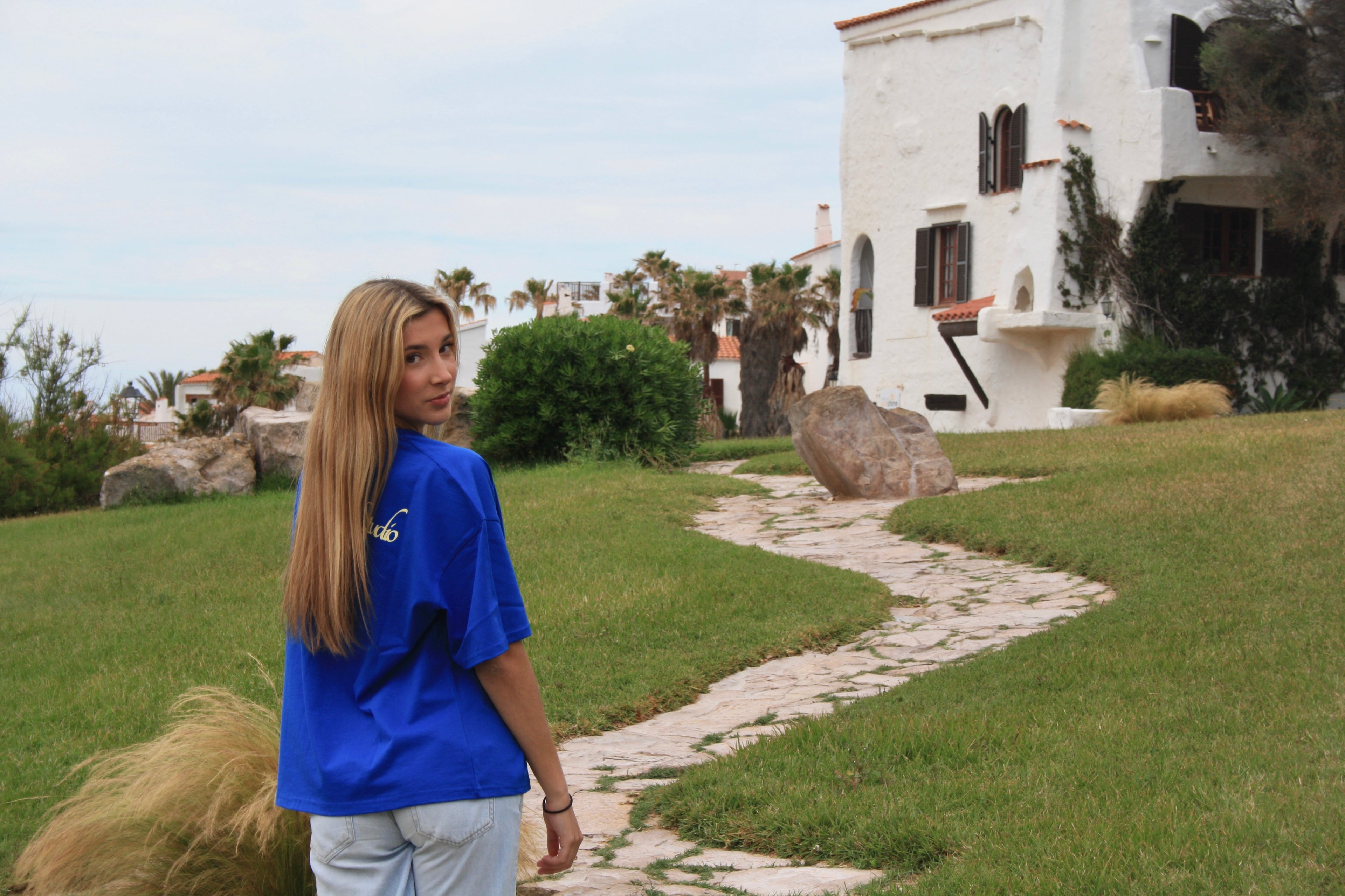 Bluu Straight Fit Oversized